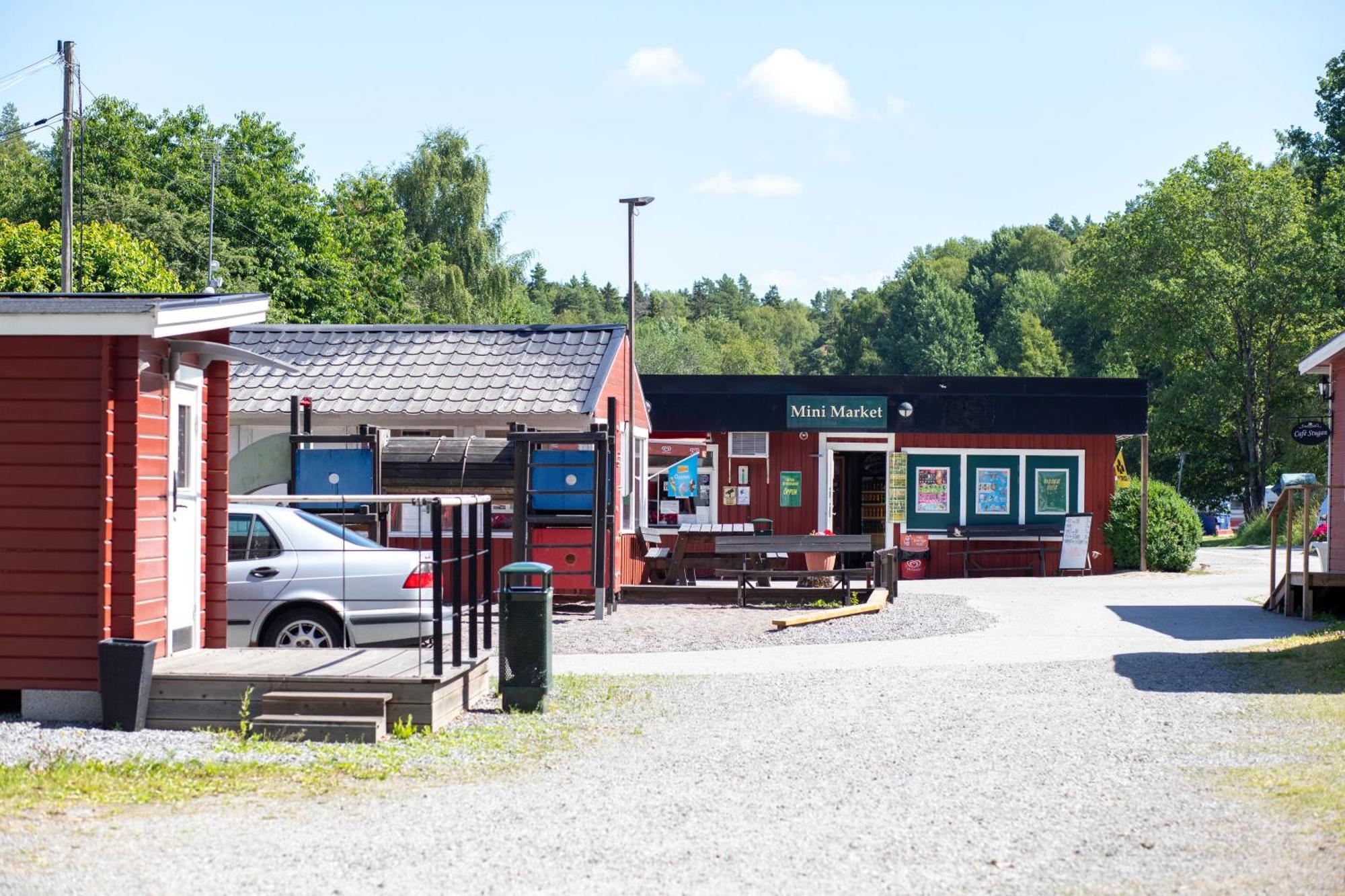 Stockholm Aengby Camping Hotel Exterior foto